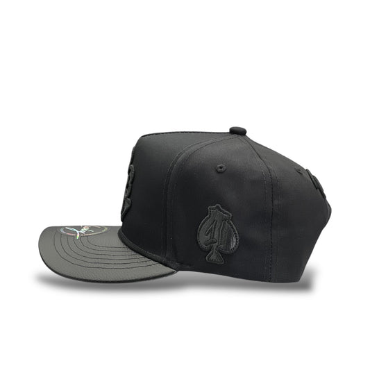 GORRA IRON TRENDY LUCKY BLACK