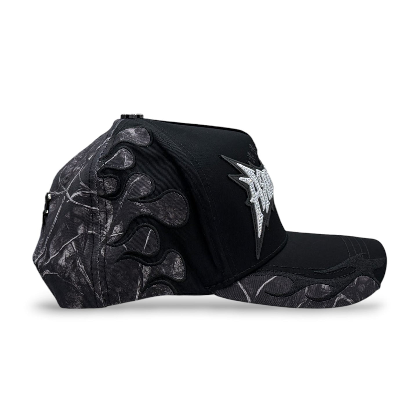 GORRA BAEZ X SHIFU SAYONARA
